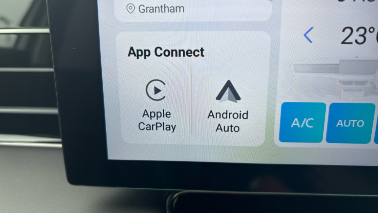 MG HS 1.5 T-GDI Trophy 5dr DCT Petrol Hatchback